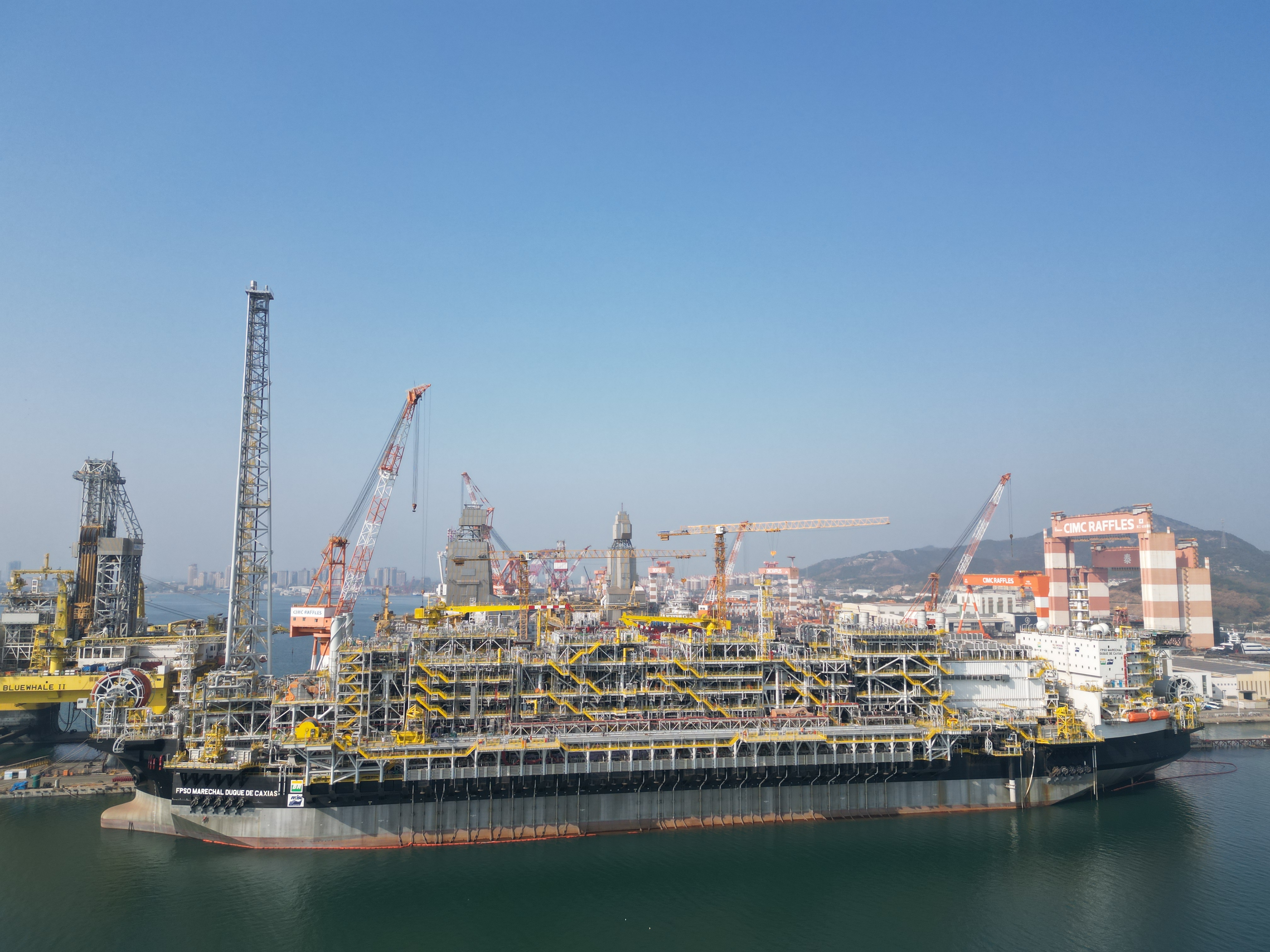 FPSO Marechal Duque de Caxias no mar