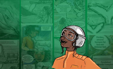 Personagem ilustrada em estilo de história em quadrinhos, usando capacete e uniforme, sobre fundo com cenas de transição energética.