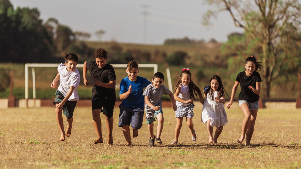 Escola de Mediação: Visa garantir às crianças e adolescentes de territórios das Regiões Norte e Nordeste do Brasil o acesso a direitos