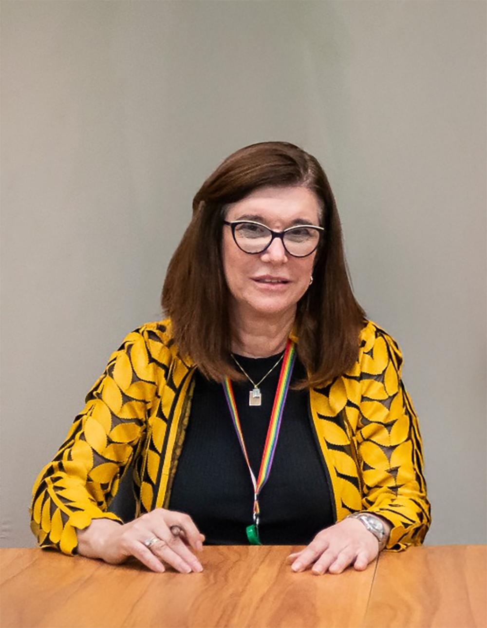 Em 19 de junho de 2025, Magda Chambriard completa seu primeiro ano como presidente da Petrobras, indicada pelo presidente da República Luís Inácio Lula da Silva e aprovada pelo conselho da companhia. Ela é a segunda mulher a presidir a empresa. Engenheira formada pela Universidade Federal do Rio de Janeiro, UFRJ, Magda foi profissional de carreira na Petrobras por 22 anos. E, entre 2012 e 2016, foi diretora-geral da Agência Nacional do Petróleo (ANP).