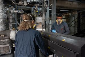 Planta piloto de reciclagem química de plásticos